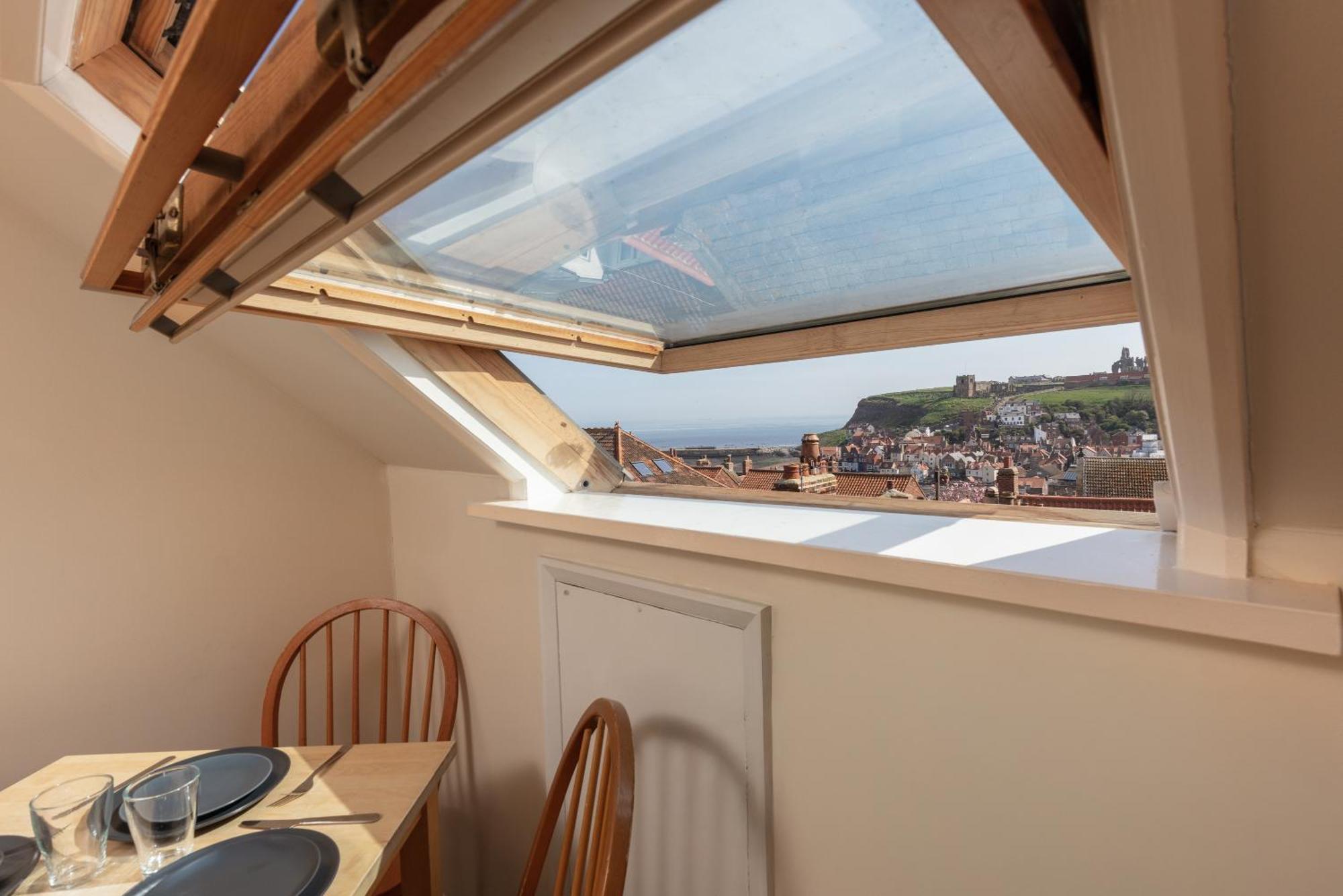 Discovery Accommodation Whitby Eksteriør billede