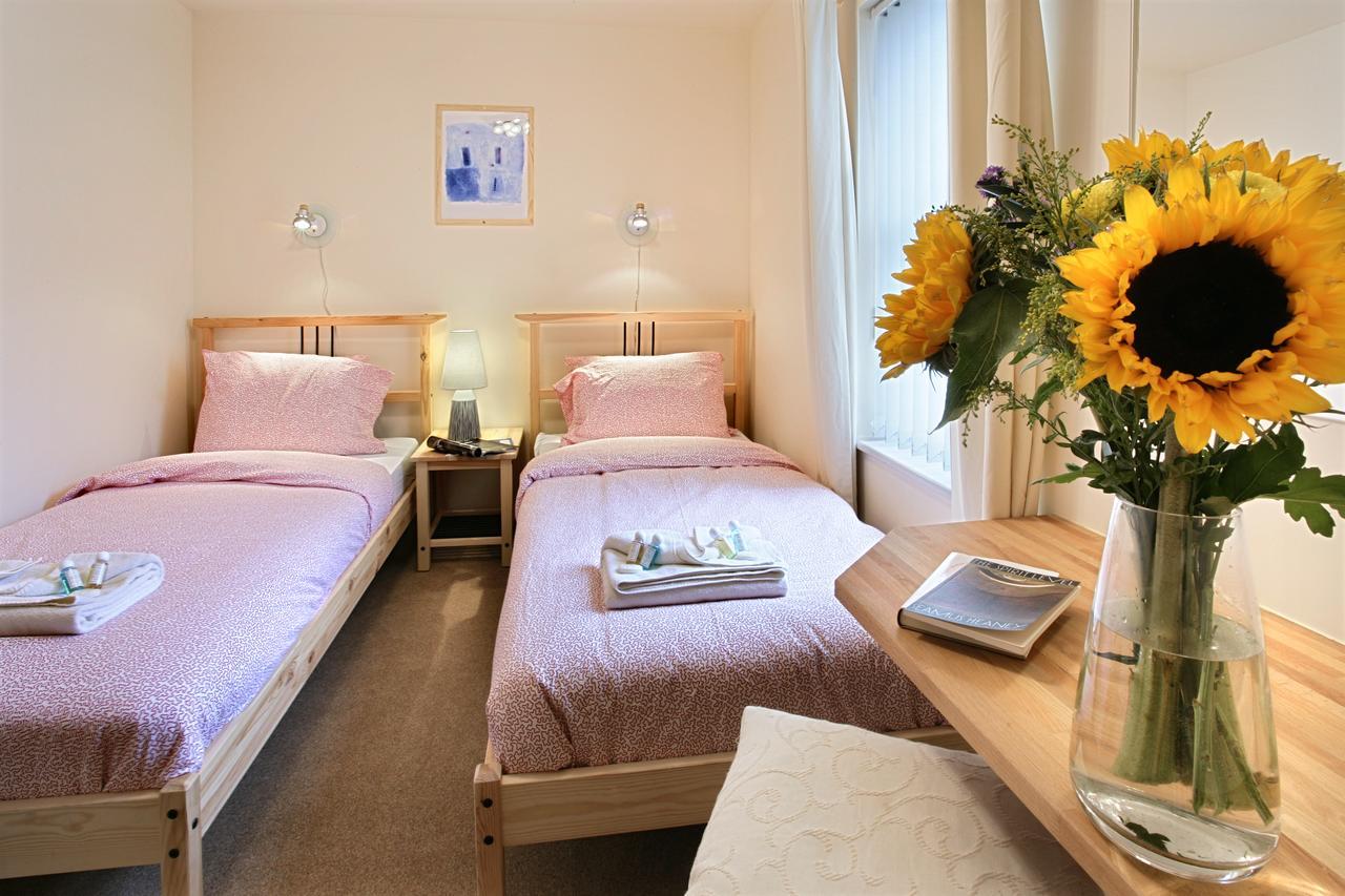 Discovery Accommodation Whitby Eksteriør billede
